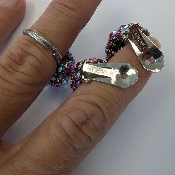 EVC WARNER SIGNED RED AB RING & CLIP ON EARRING SET - Picture 8 of 11